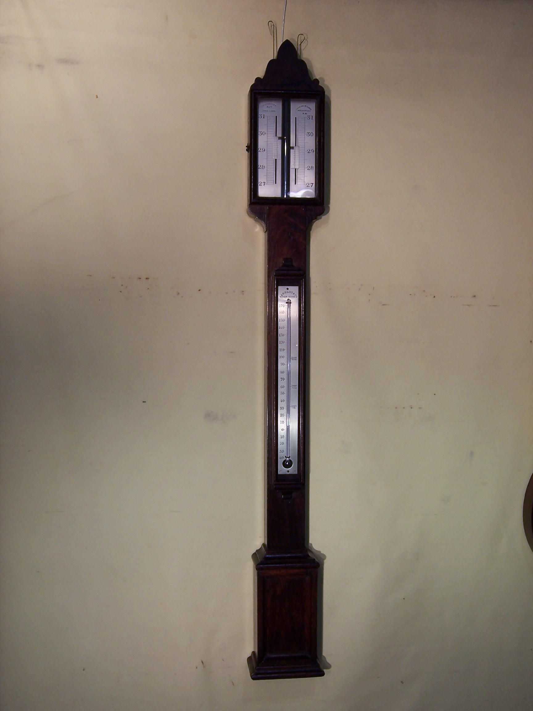 M599 American Stick Barometer